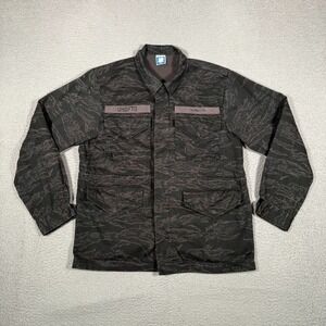 Undefeated Jacket Mens Small Black Camo Full Zip Chore Pockets 100% Cotton Logo